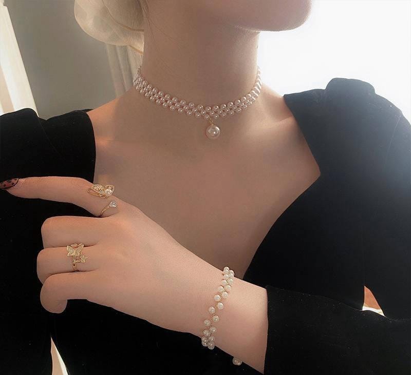 1 Pc Resin Elegant Pearl Stones Choker