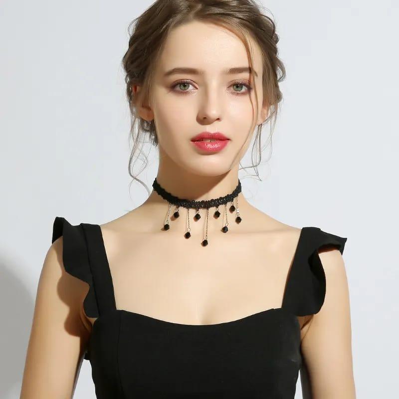 1 Pc Elegant Black Lace Choker